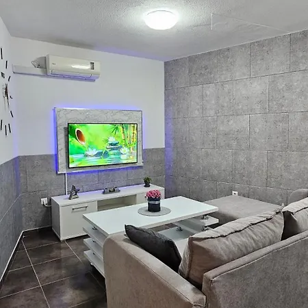 Silver Apartman-neum Apartamento *