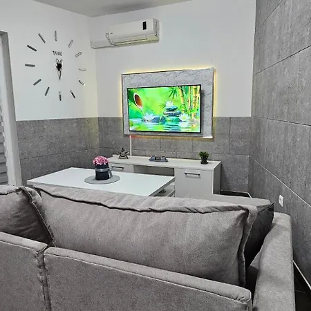 Silver Apartman-neum Apartamento